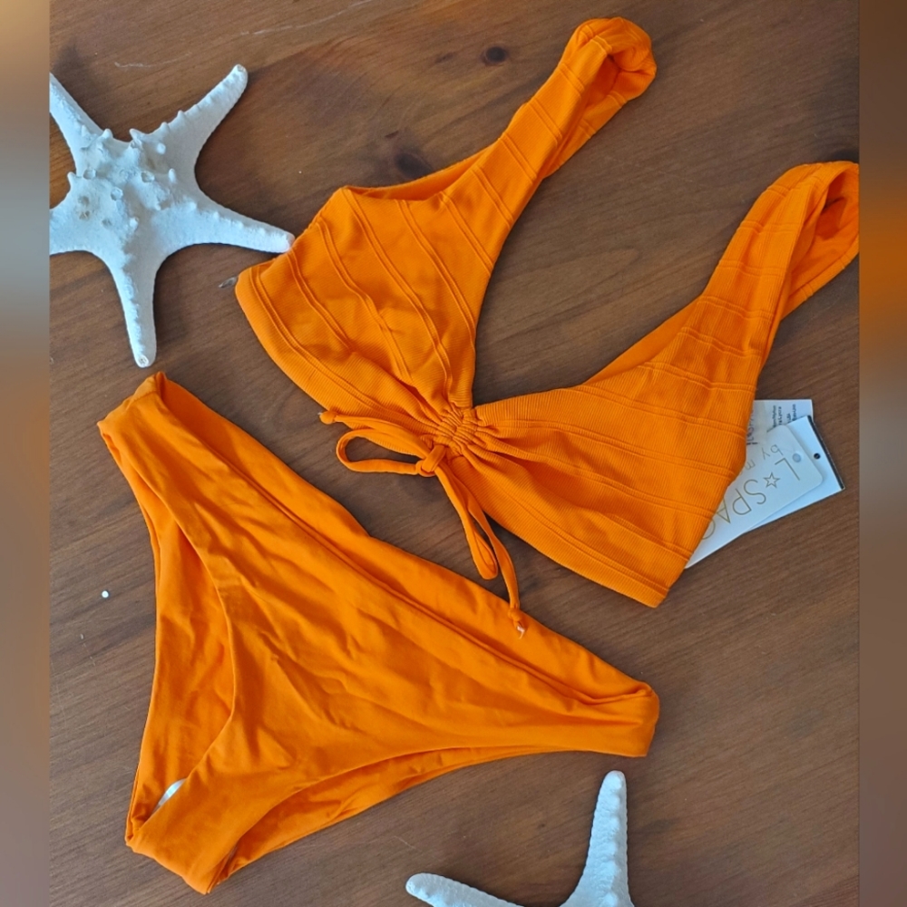 NWT L*Space Frida Bikini Top in Tangerine in size S